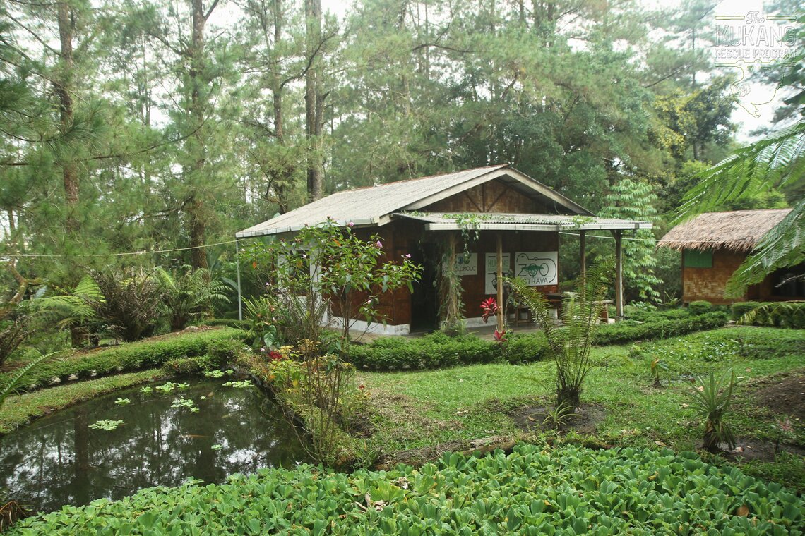 Kukang Centre building with banners of Zoo Ostrava and Zoo Olomouc.